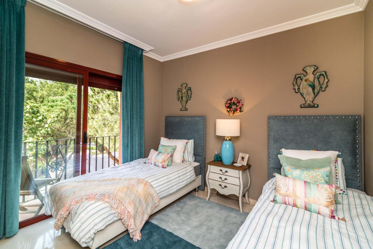 Boutique Penthouse Elviria Beachsid Apartemen